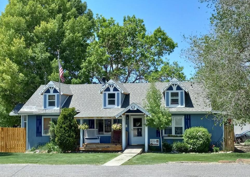 The Goulding Cottage And Farm - 4 Beds, 3 Baths Henrieville Εξωτερικό φωτογραφία