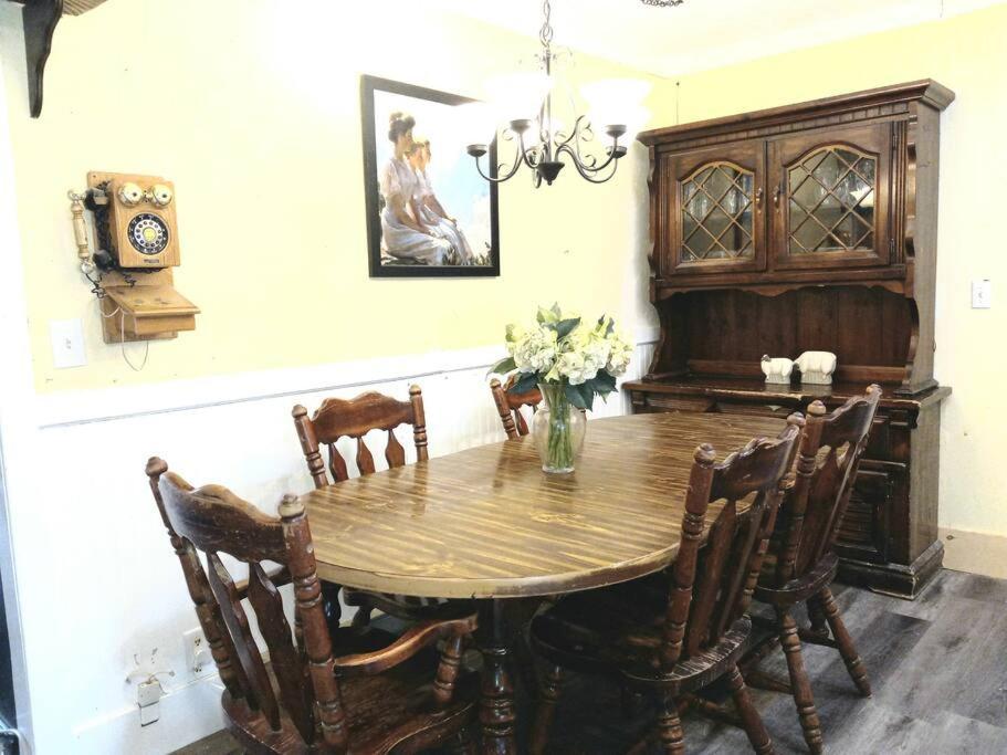 The Goulding Cottage And Farm - 4 Beds, 3 Baths Henrieville Εξωτερικό φωτογραφία