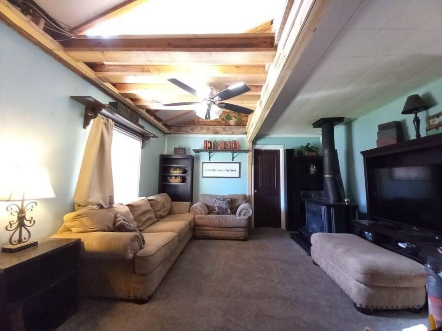 The Goulding Cottage And Farm - 4 Beds, 3 Baths Henrieville Εξωτερικό φωτογραφία