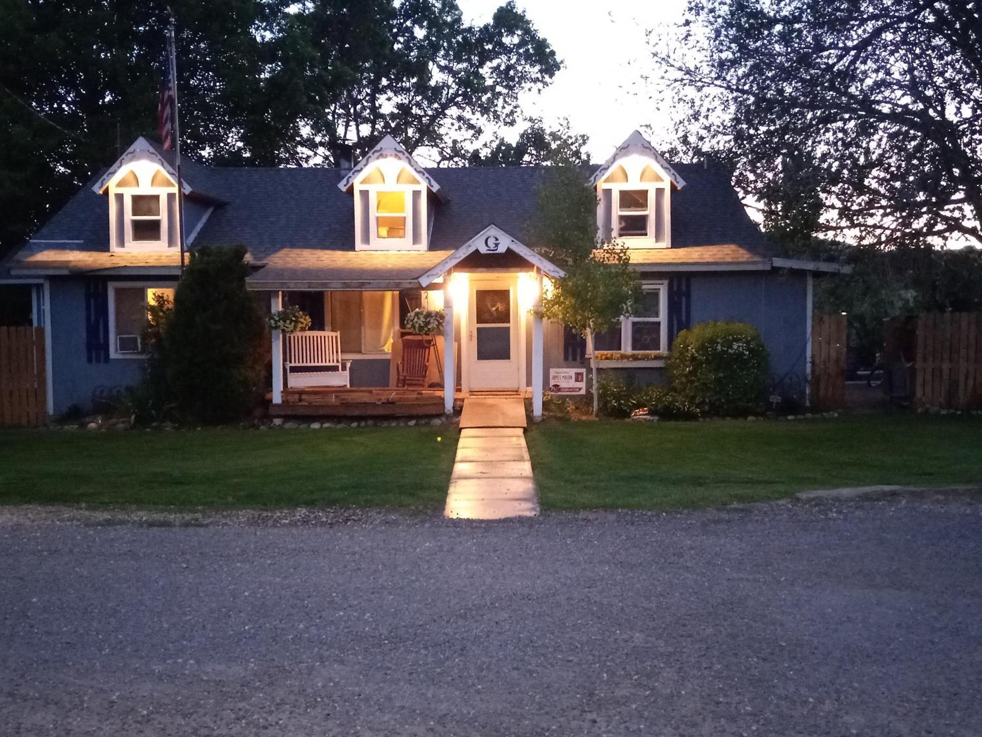 The Goulding Cottage And Farm - 4 Beds, 3 Baths Henrieville Εξωτερικό φωτογραφία